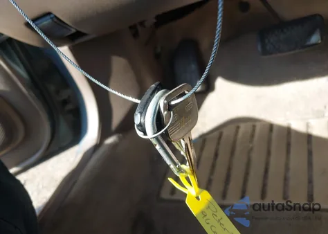 1996 Toyota Corolla from USA, damaged, VIN 2T1BA02E4TC134695